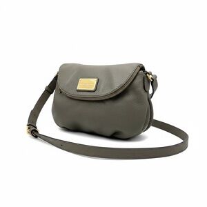✨ Marc Jacobs Natasha Leather Crossbody Bag – Soft Gray/Olive | EUC ✨